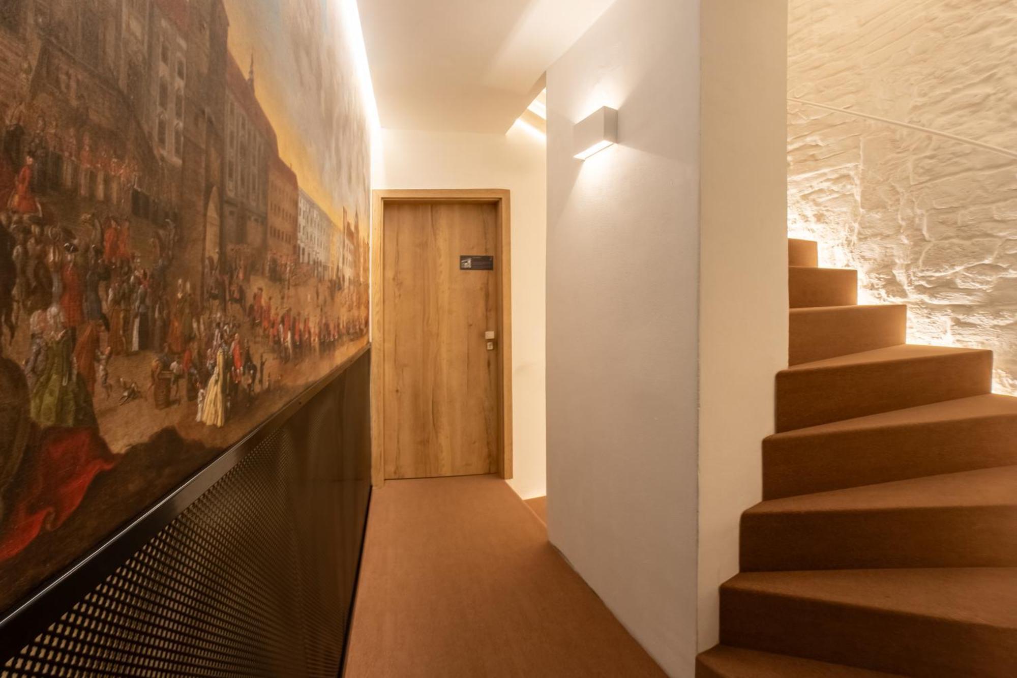 White Wolf Boutique Apartments Оломоуц Экстерьер фото